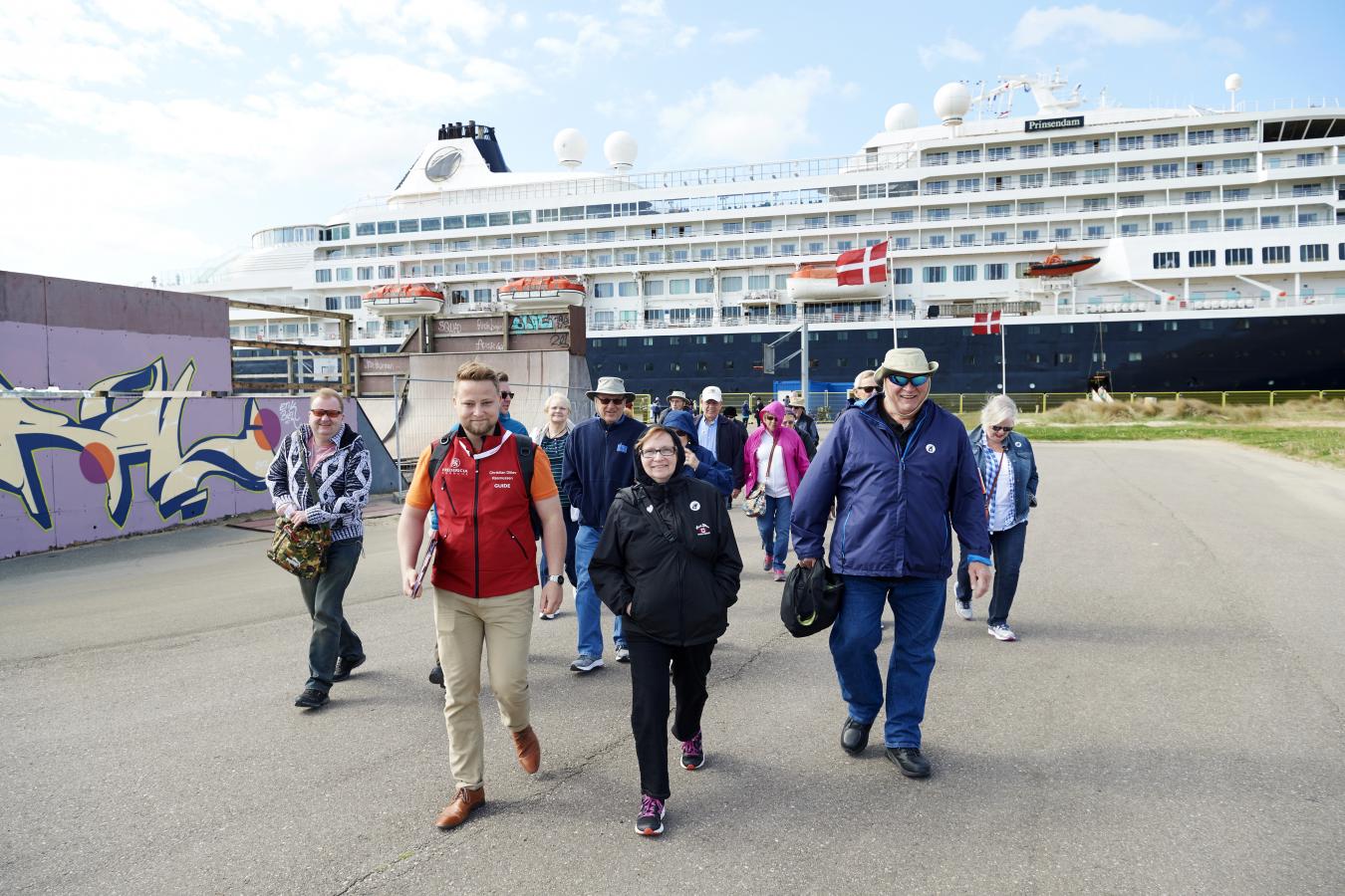 Cruise guided tour