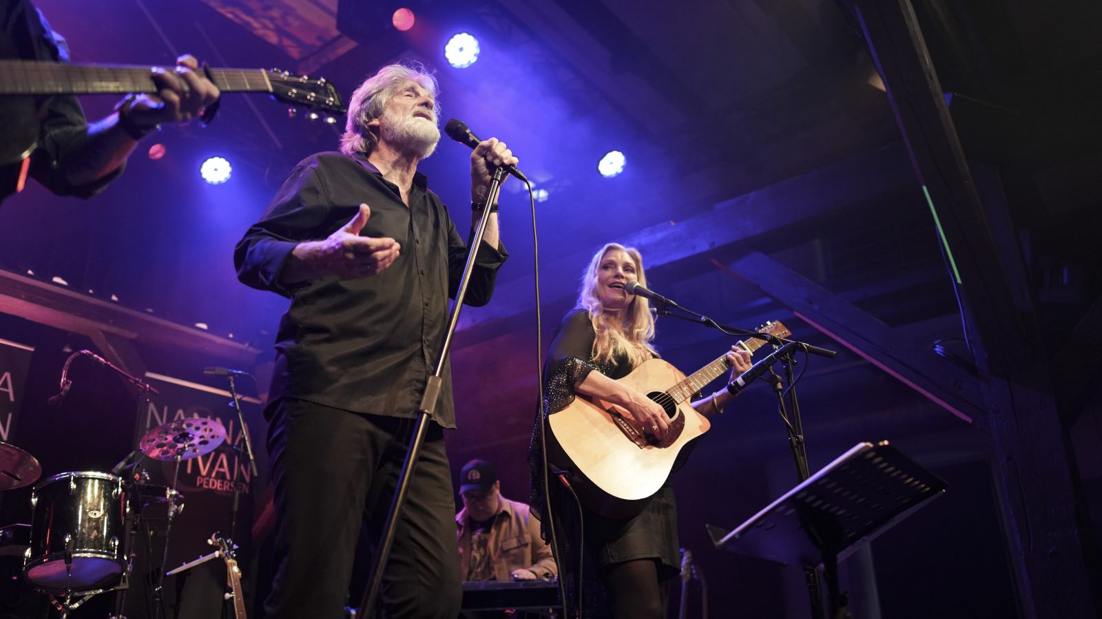 Kunstnerne Nanna og Ivan Pedersen spiller koncert i Tøjhuset, Fredericia